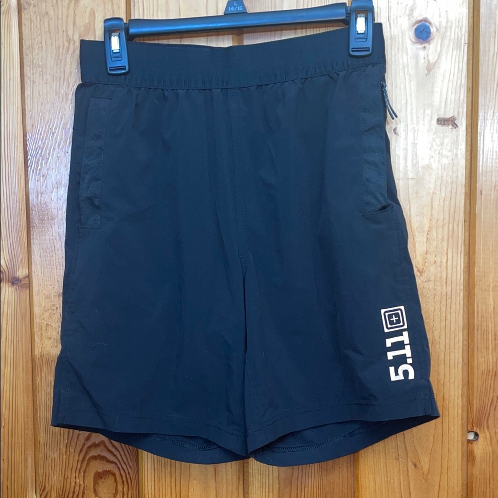 5.11 Tactical Men's black Athletic Shorts size small physical training ready